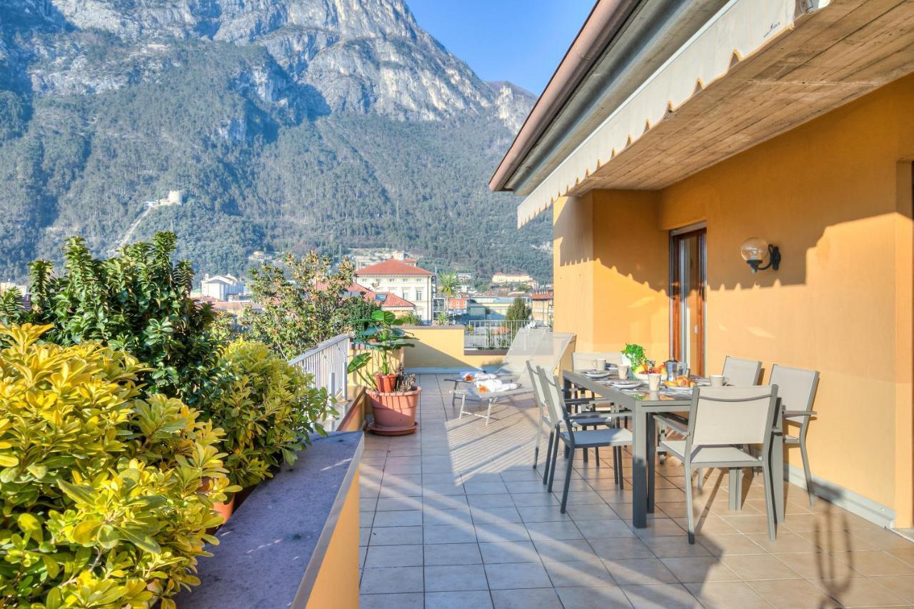 Antares150M From The Lake - Happy Rentals Riva del Garda Dış mekan fotoğraf