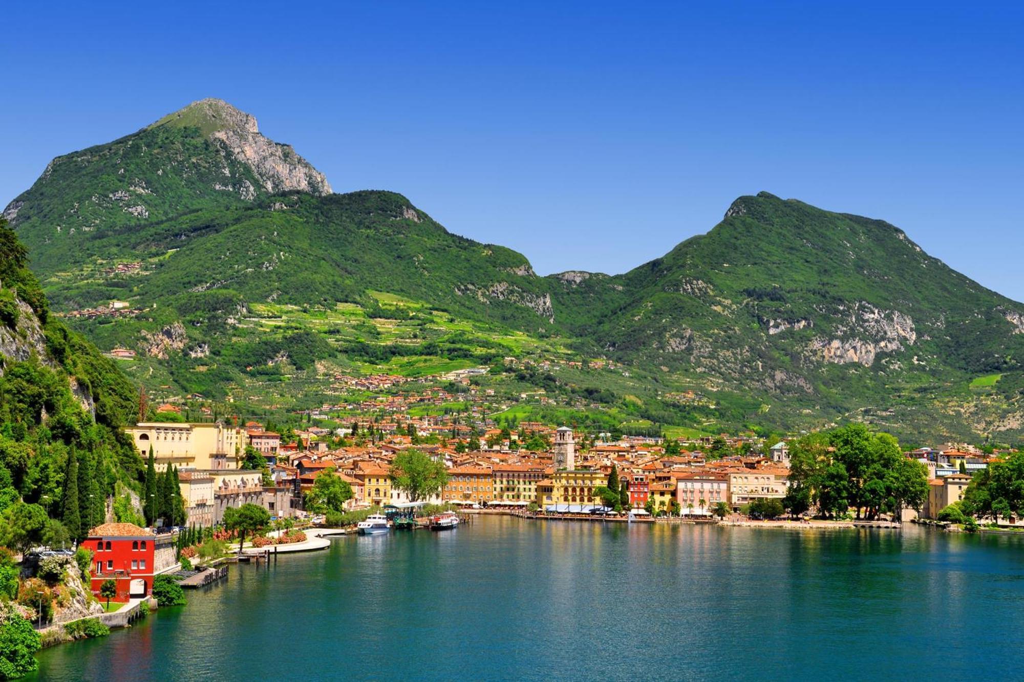 Antares150M From The Lake - Happy Rentals Riva del Garda Dış mekan fotoğraf